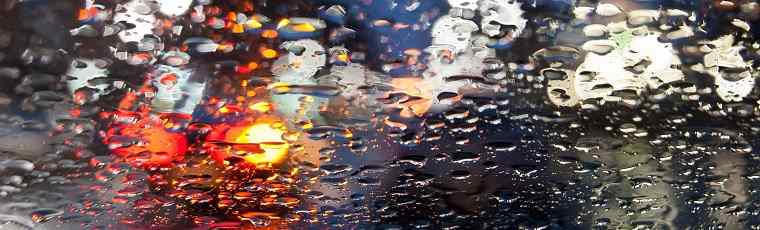 Rain on car windscreen